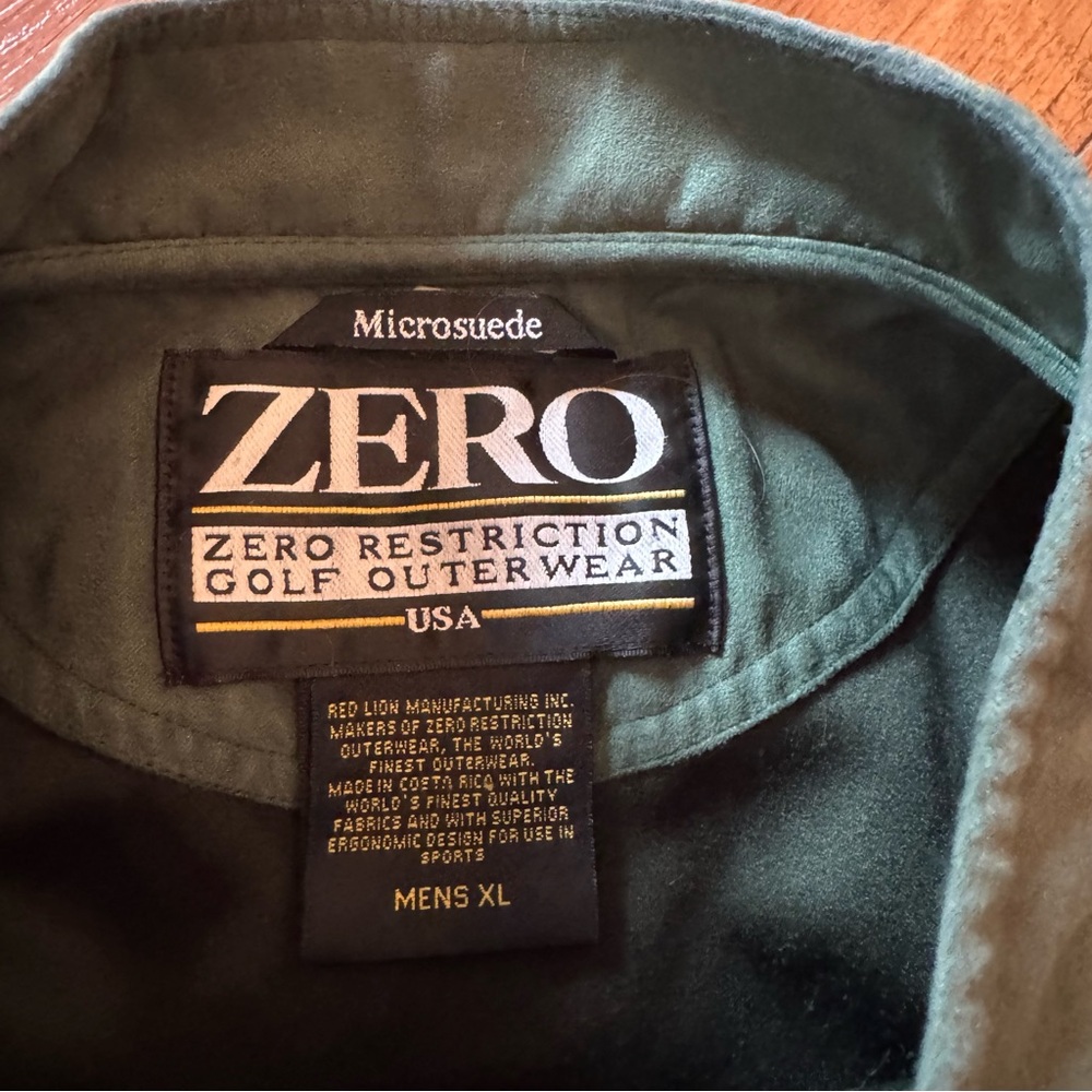 Zero Restriction Microsuede 1/4 Snap Pullover Ves… - image 3